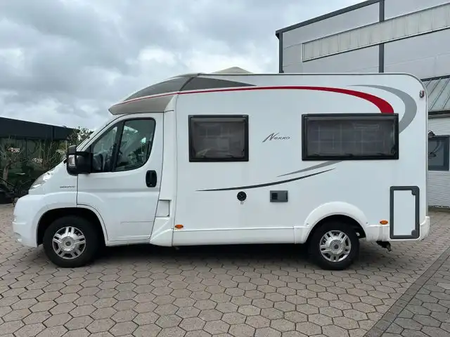 BUERSTNER Nexxo T 569